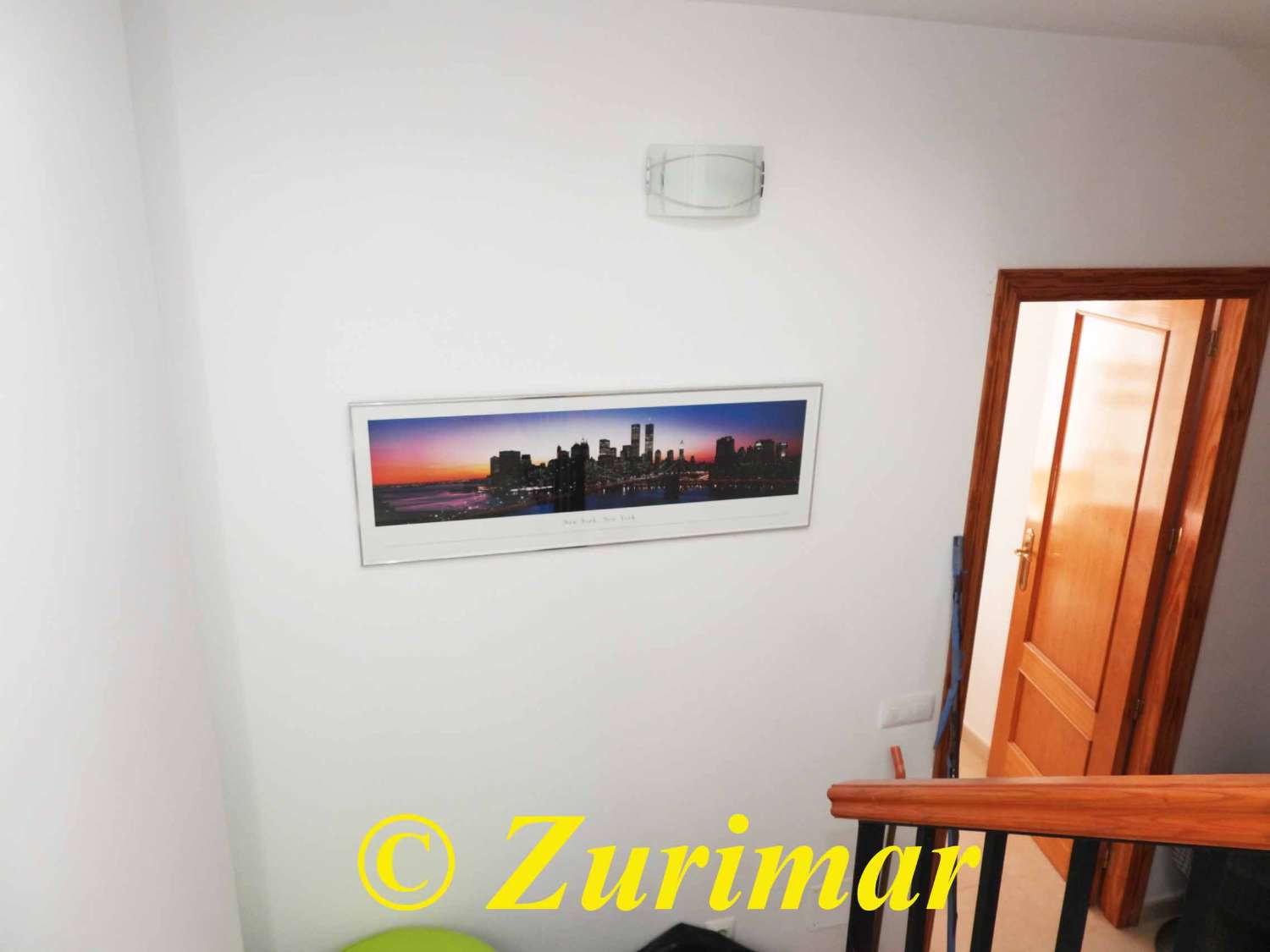 Haus mit Terrasse/Vorgarten  in Enix