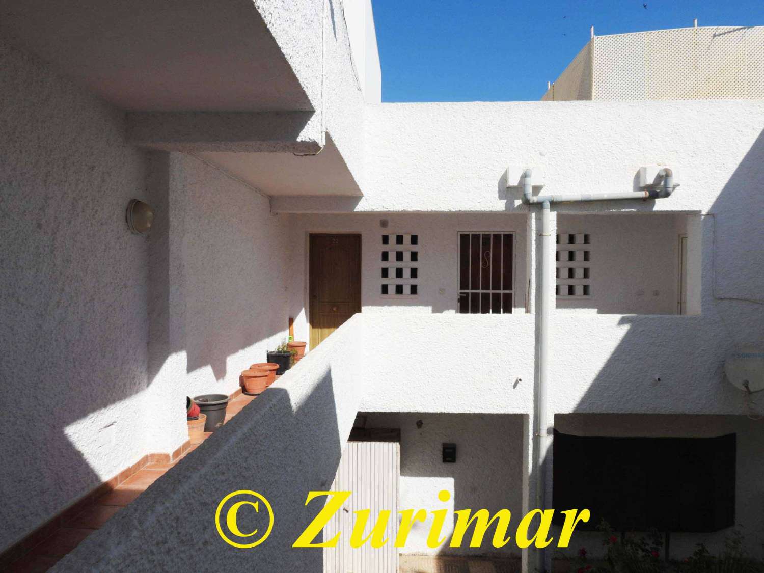 Estudio en primera planta a solo 500 metros de la playa